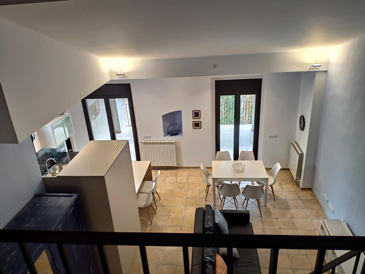 Placa Major 17 2n 2a Al Centre De Banyoles