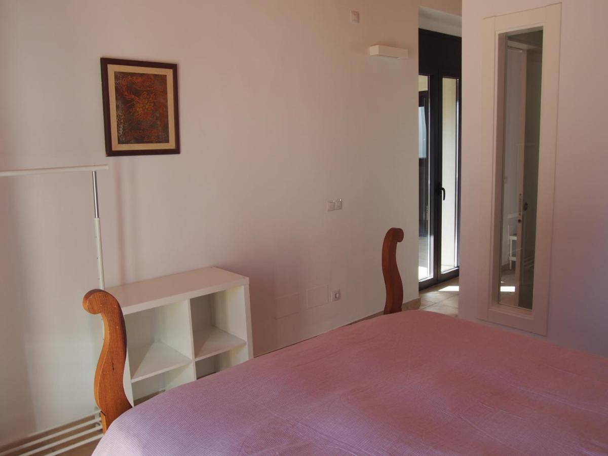 Placa Major 17 2n 2a Al Centre De Banyoles